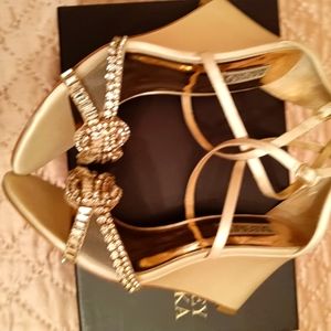 Badgley Mischka Crystal Jewel Designer Shoes